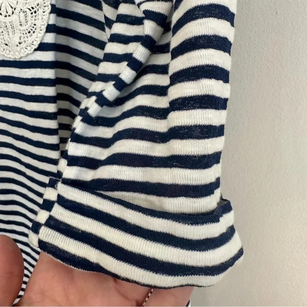 Tea N Rose Boutique Women's 3/4 Length Sleeve White & Navy Striped Top Sz S GUC - Picture 4 of 9